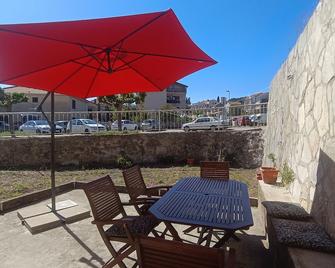 Oleas Stari Grad Hvar - 2 Min To Center Ocean Bus Supermarket - Stari Grad - Patio