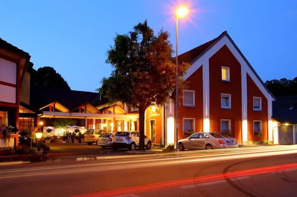 Hotel Schwanen - Kehl - Building