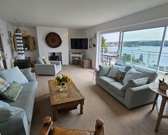 Fiddlers Green - Truro - Wohnzimmer