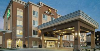 La Quinta Inn & Suites by Wyndham Grand Forks - גרנד פורקס