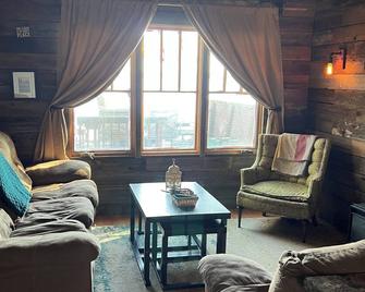French Lake Escape - Faribault - Huiskamer