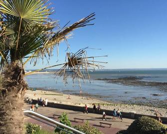 La Terrasse De Notre Dame - Le Havre - Beach