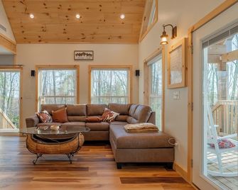 Peaceful A-frame cabin with hot tub, forest views, modern comfort, and total privacy in nature. - Radford