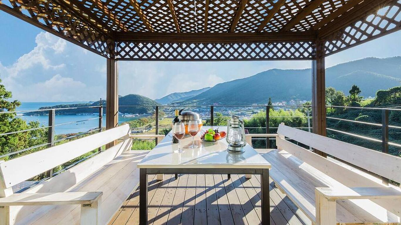 Namhae Ocean View Pension