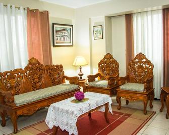 2 bedroom Fully furnished Condo Unit - Cainta - Living room