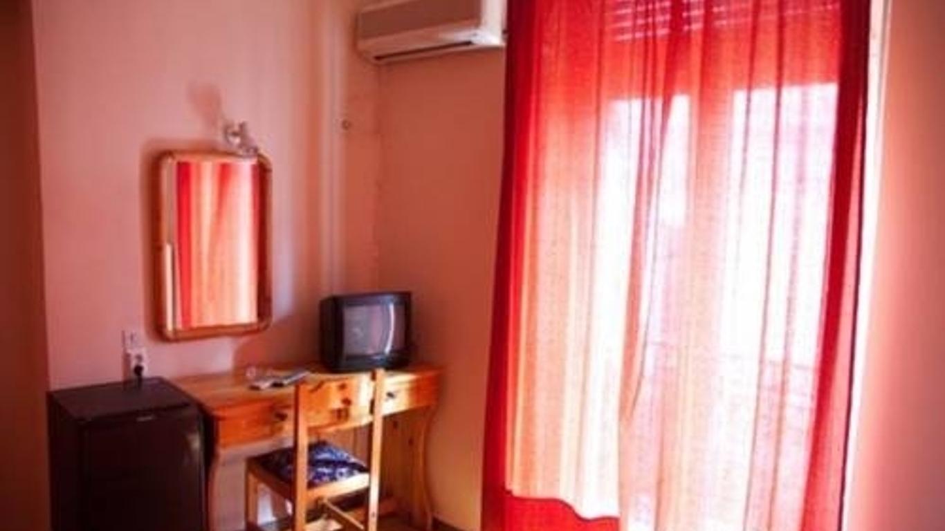 Electra Hotel Piraeus