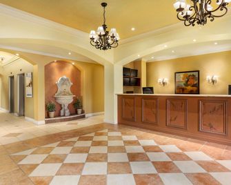 Days Inn by Wyndham Niagara Falls Centre St. By the Falls - ניאגרה פולס - דלפק קבלה