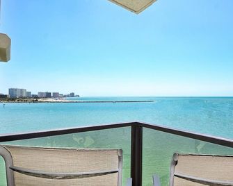 440 West 607N 6th Floor 440 West Condo with Stunning Water View. 23148 - Clearwater Beach - Balcón