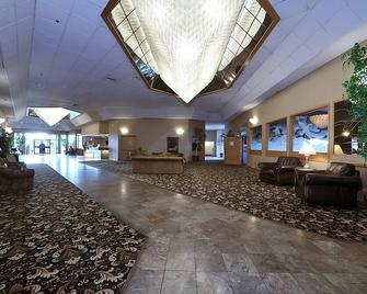 One Majestic King Unit! Pool, Hot-Tub, Spa, Parking! - Idaho Falls - Salónek