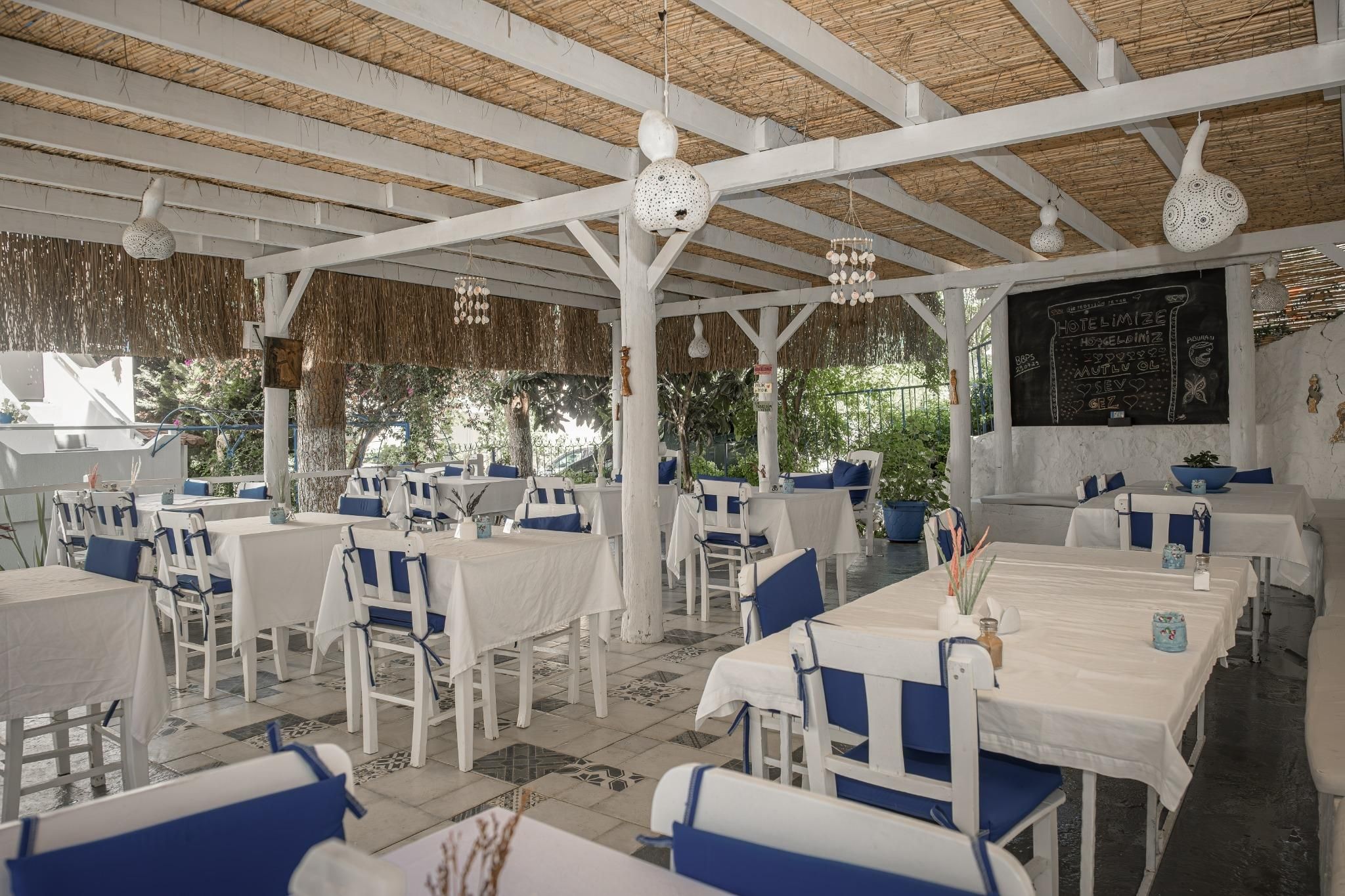 Olo Bodrum Hotel - גומושלוק - מסעדה