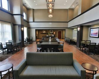 Hampton Inn & Suites Middlebury - Middlebury - Restaurant