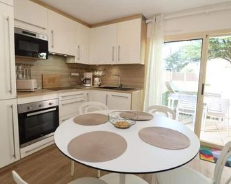 Le Belouga By Tranquil at Home - Pornichet - Cuisine