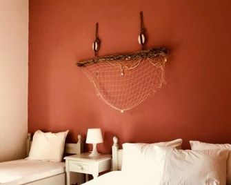 Apartments Skardoutsou - Agiokampos - Habitación