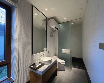 Qingdao 13 Month Folk Home - Qingdao - Schlafzimmer