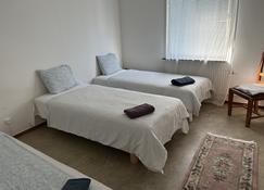 3 room Apartment in Solna - Solna - Habitación