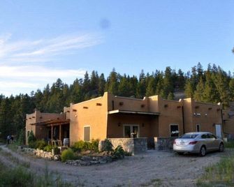 Baergnaescht B&B - Osoyoos - Building