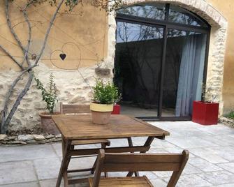 \'La Grange\' studio charm and tranquility in mas, countryside. - Violès - Patio