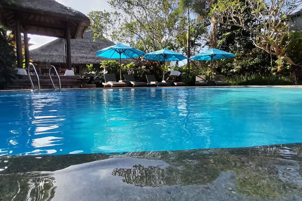 Sama's Cottages And Villas