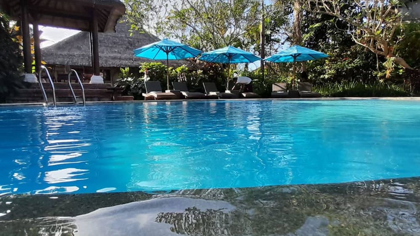 Sama's Cottages And Villas