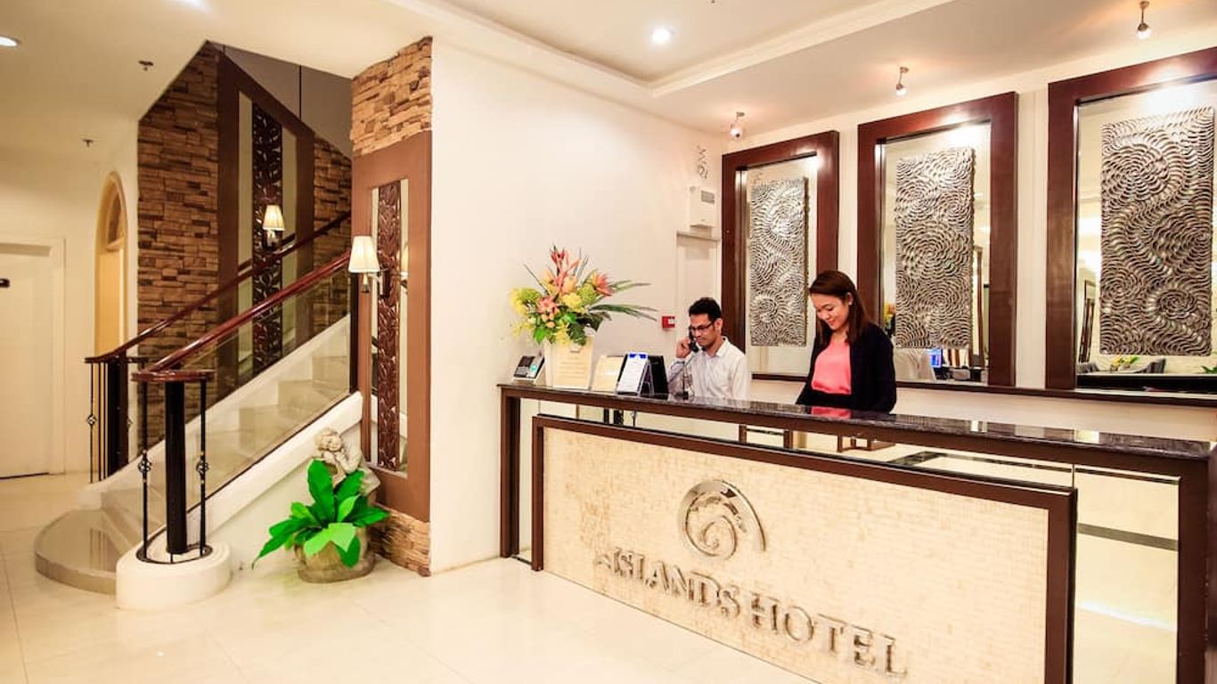 Islands Hotel