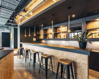 Doyanen Hotels Bakuro (どやねん ホテルズ バクロ） - 大阪市 - バー