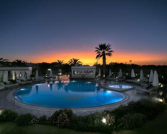 Porto Naxos - Naxos - Pool