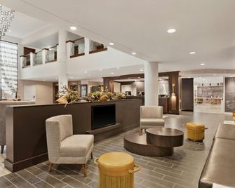 DoubleTree by Hilton McLean Tysons - McLean - Ingresso