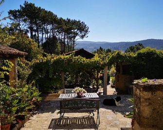 Shakti Rio Mino - O Rosal - Pati