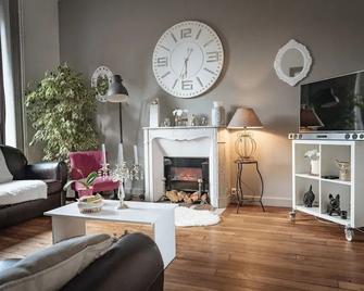 La Villa Côté Cour - Dinan - Salon