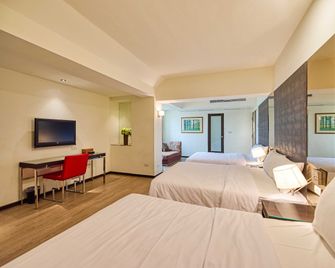 Jih Lih Hotel - Magong