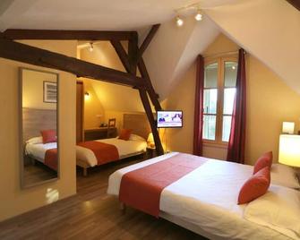 Hotel Henri IV - Coutras - Schlafzimmer
