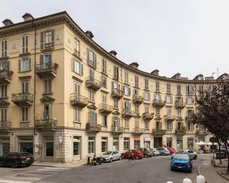 Casa Montebello In Vanchiglia By Wonderf - Torino - Edificio