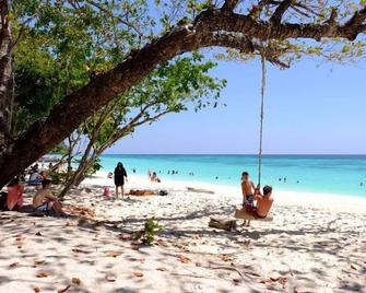 Aha Lanta Cozy Hostel - Ko Lanta - Playa