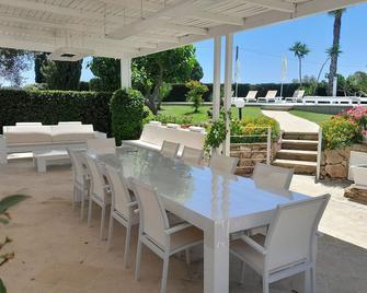 Villa Gina - Torre San Giovanni - Ugento - Patio