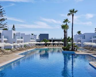 Atlantica Panthea Resort - Ayia Napa - Bể bơi