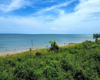 Bay View Villas 101 - Tybee Island - Beach