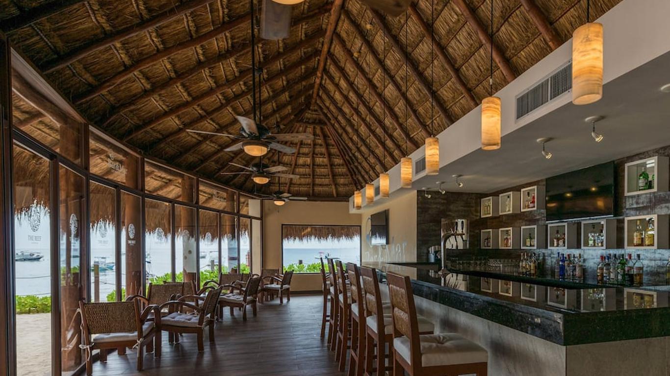 The Reef Coco Beach Resort