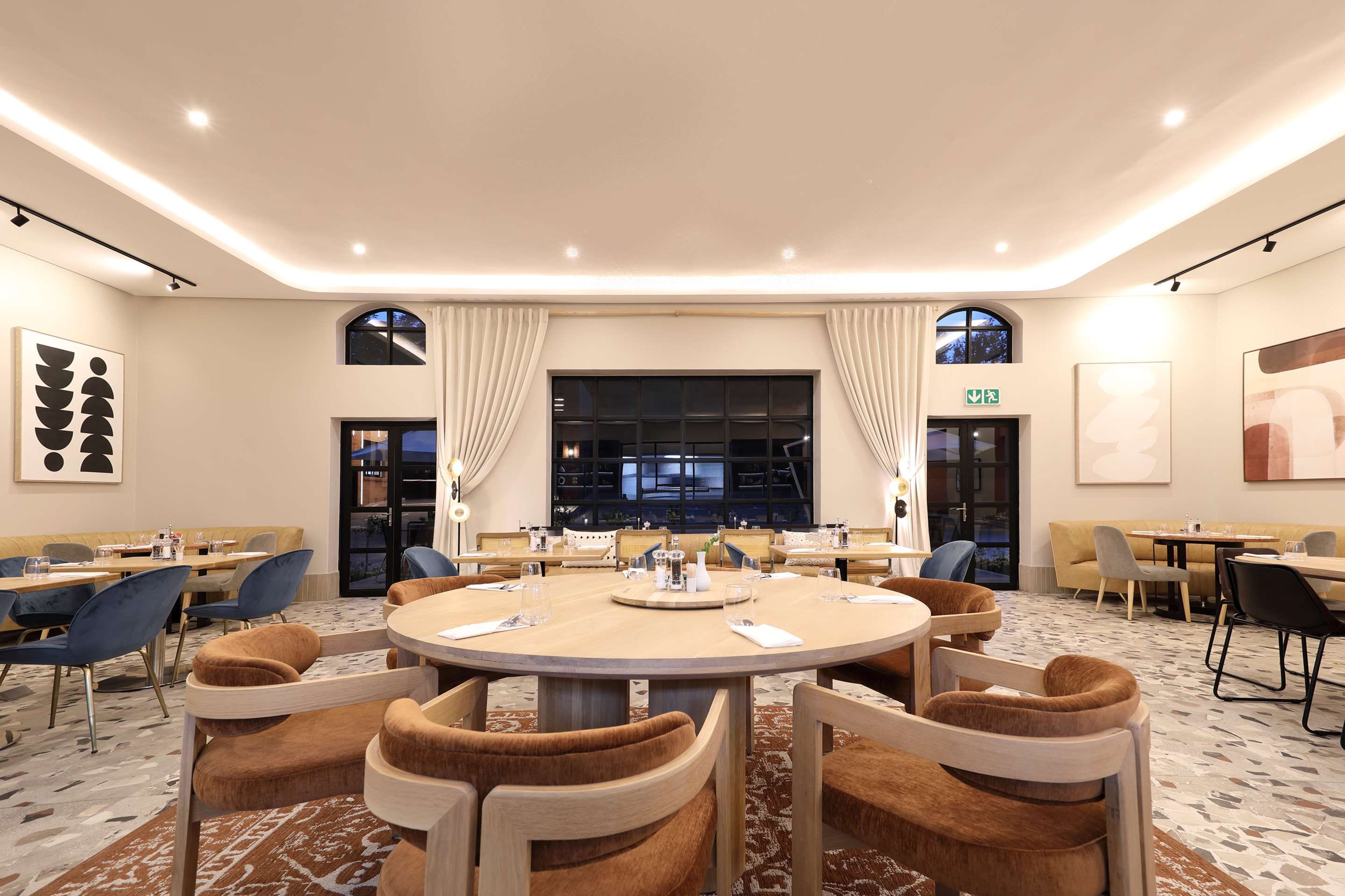 Hyatt House Johannesburg, Sandton thumbnail 3
