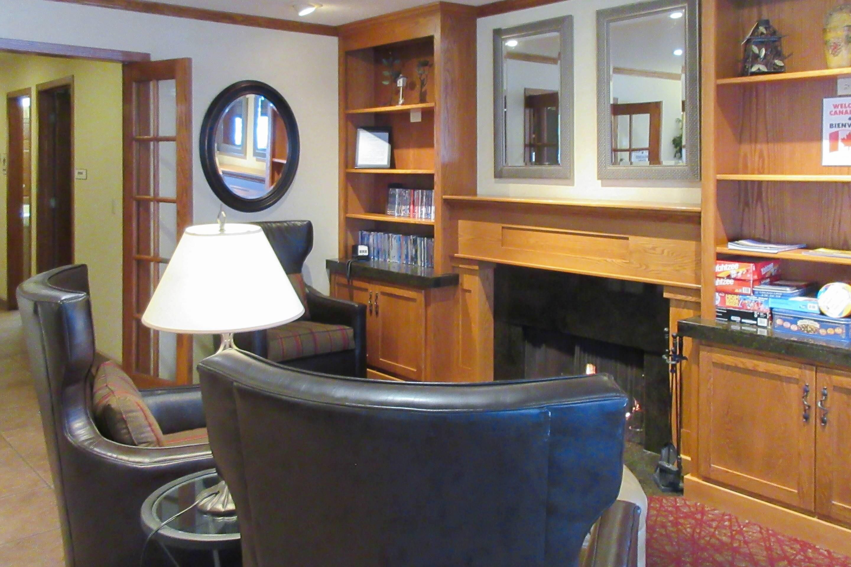 Quality Inn and Suites Detroit Lakes - Detroit Lakes - Lobby