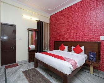 Super Hotel O Shikhar Paradise - Lucknow - Bedroom