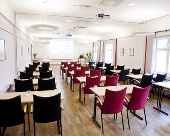 Stf Zinkensdamm Hostel - שטוקהולם - מסעדה