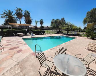 The Grand Inn Peoria - Peoria - Pool