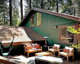 Firepit~horseshoes~king Bed~near Lake, Wine, Farms - Pollock Pines - Patio
