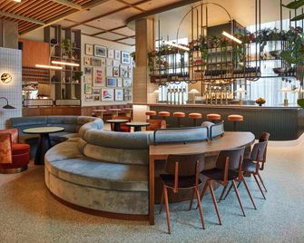 Tribe London Canary Wharf - London - Restaurant