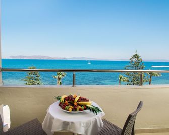 Orpheus Studios - קוס - מרפסת