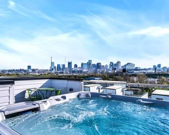 New Nash Eras - Rooftop Decks With Hot Tub - 15 Beds - Nashville - Balkon