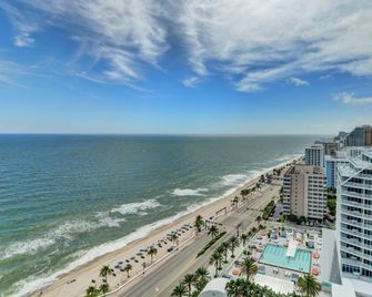 Beach House Fort Lauderdale, a Hilton Resort - Fort Lauderdale - Playa