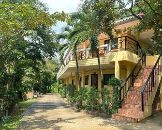 Baan Ing Khao Resort - Muak Lek - Edificio