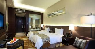 Nanjing Lakehome Hotels and Resorts - Nanjing - Bedroom