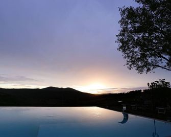 Agri Resort & Spa Le Colline Del Paradiso - Vaglia - Pool